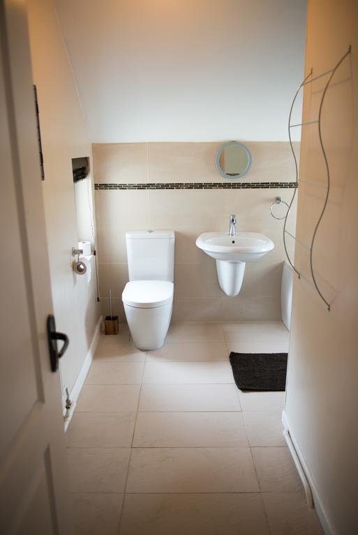 Teifi Netpool Hotel Pembroke Ngoại thất bức ảnh