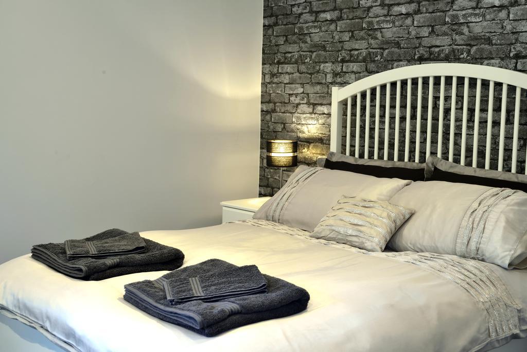Teifi Netpool Hotel Pembroke Ngoại thất bức ảnh