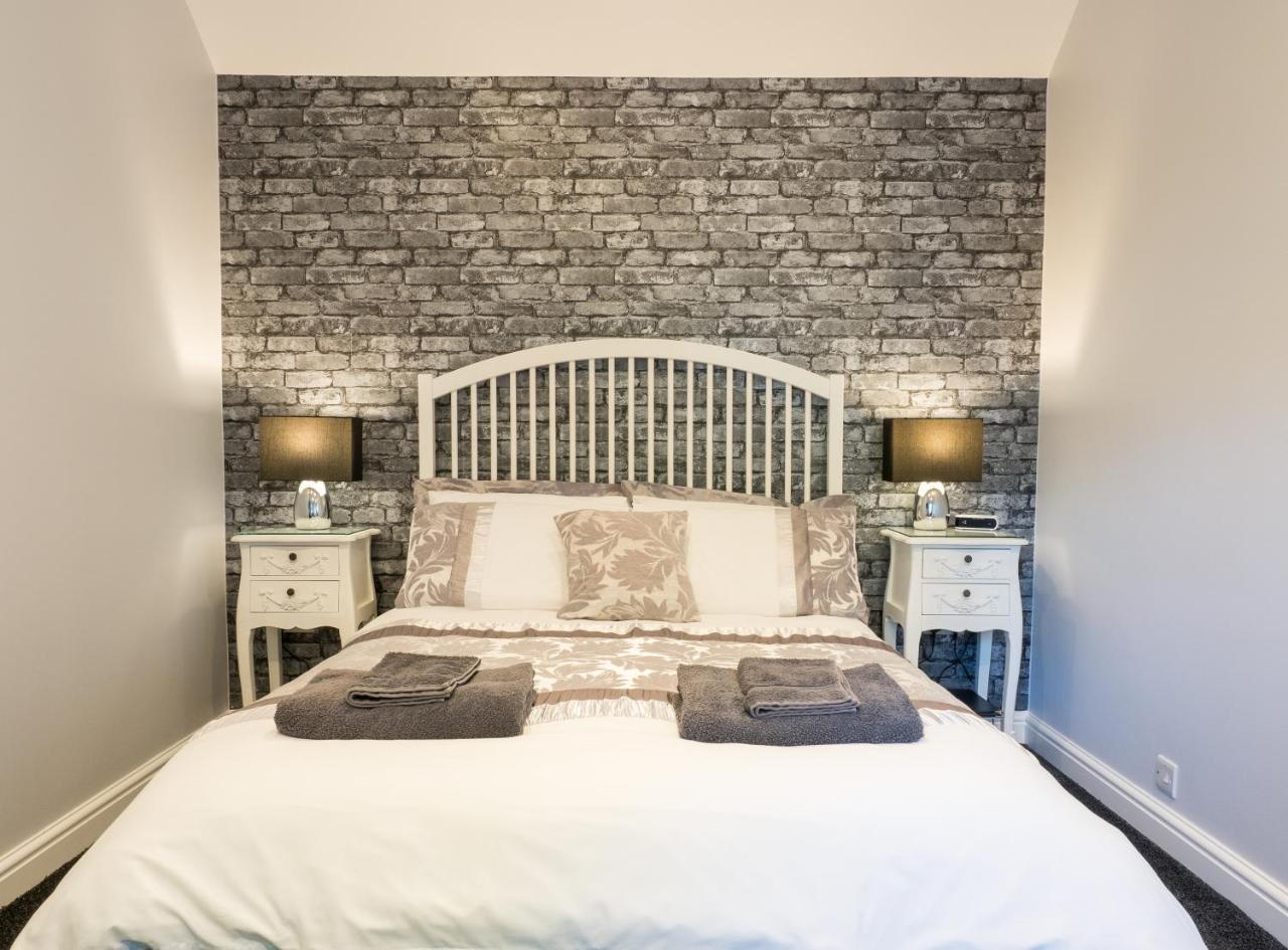 Teifi Netpool Hotel Pembroke Ngoại thất bức ảnh