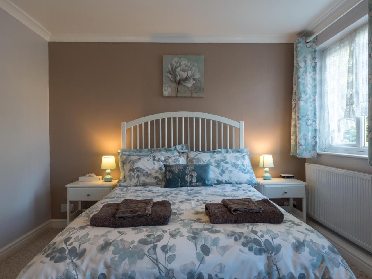 Teifi Netpool Hotel Pembroke Ngoại thất bức ảnh